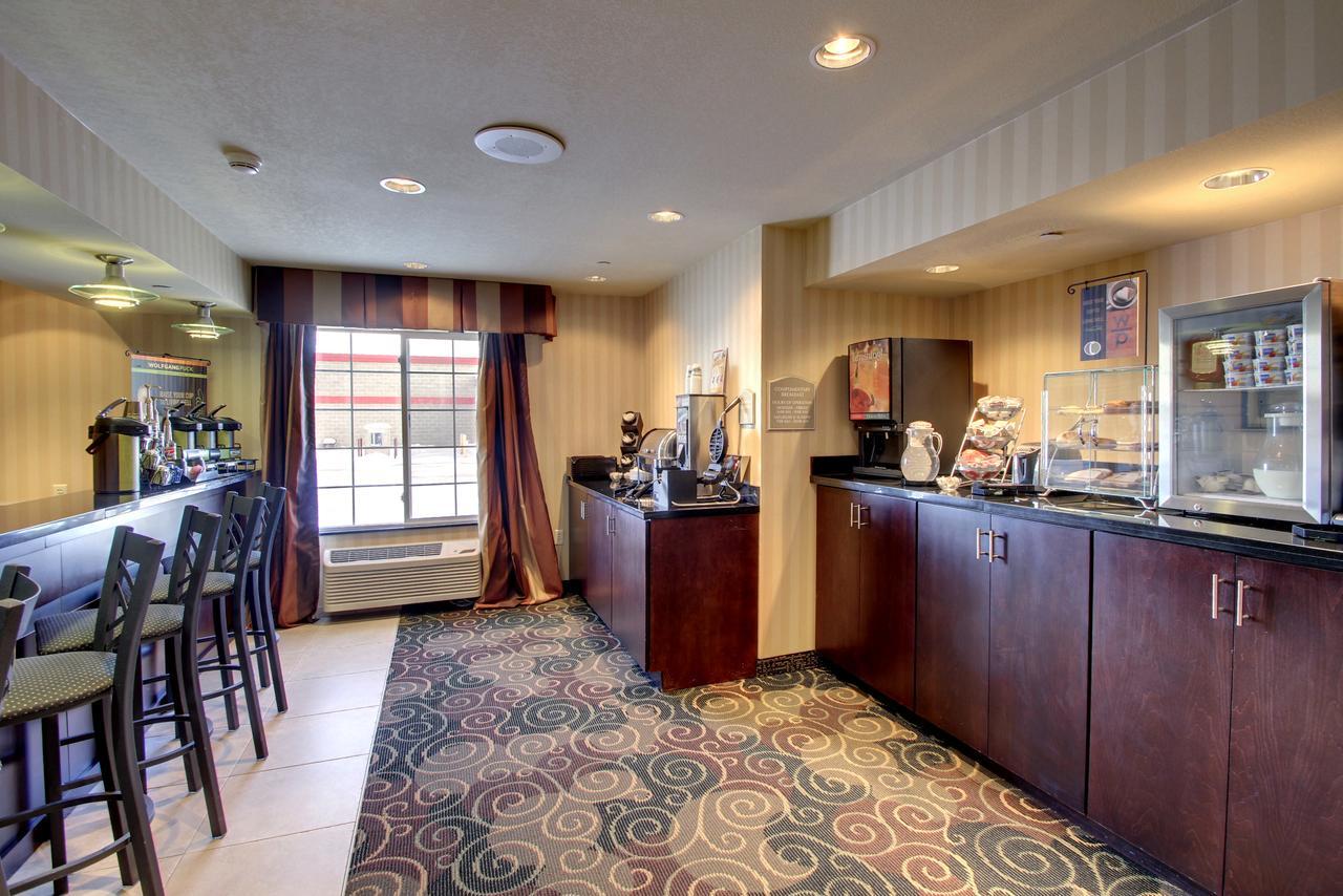 Cobblestone Inn & Suites - Carrington Zewnętrze zdjęcie